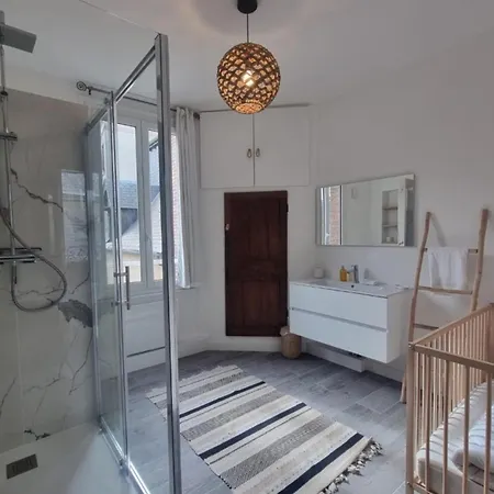 La Maison D'etienne Renovated In 2025! Center 4 Guests Holiday home *